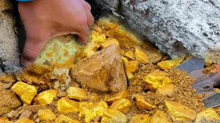 OMG! Digging for Treasure worth millions from Huge Nuggets of Gold at Mountain, Mining Exciting.