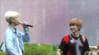 [Hunhan Moment#11] Dance With Me