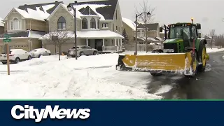 Snowplow operators quit following string of abuse from residents in Mississauga