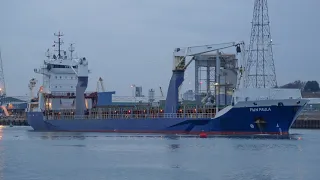 General cargo ship FWN PAULA departs port of ipswich at last light 14/12/18