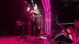 Jessie J Thunder With Bridge Acoustic