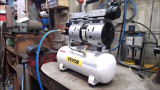 A truly compact portable air compressor from Vevor that impressed