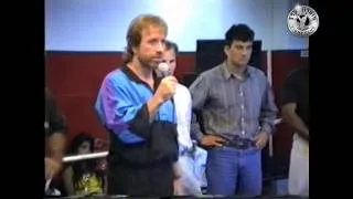 CHUCK  NORRIS & BENNY URQUIDEZ IN ISRAEL