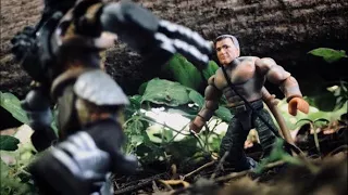 D U T C H  vs  P R E D A T O R review // mega construx // stop motion.