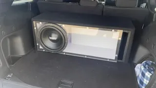 Sundown Audio SA 12 V2 on Taramps MD-1800.1