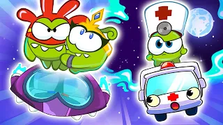 Friends to the Rescue 🚑 🚔 | Emergency Help | Cartoons For Kids - Om Nom Stories