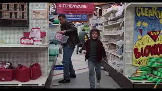 Jumanji (Director's cut) - Van Pelt in the supermarket