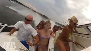 Speed Boat CRASH with Seven Passengers (Super Slow Motion)
