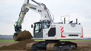 World's First Liebherr Excavator with  Factory Fitted Leica 3D GPS
