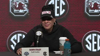 South Carolina Coach Dawn Staley, MiLaysia Fulwiley, Raven Johnson post-game vs. Tennessee