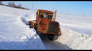 Трактор К-701М. Бью дороги. Бортируем колесо.