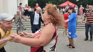 2.07.23г..."И снова ЛЕТО начинается"...в Гомельском парке...