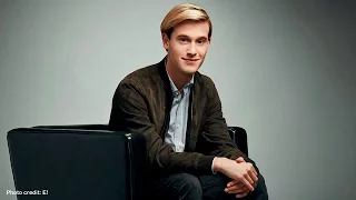 In the FOXlight: 'Hollywood Medium' Tyler Henry Is Put to the Test