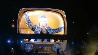 Robbie Williams live in Munich 27.8.22 "Sweet Caroline"