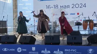 ПИТЕР! ❤️😊 Я НЕ КРАСАВИЦА! 🌹🌼🌺 ТРИО ДЕВУШКИ С ОБЛОЖКИ! 💐🌟 КОНЦЕРТ НА МАНЕЖНОЙ ПЛОЩАДИ...