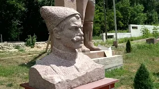 Soviet Park near Chisinau/Парк Советского периода под Кишиневом