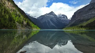 Berg Lake Trail 4k - Mount Robson National Park - Canada's most beautiful hike