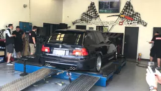 BMW E39 M5 touring dyno run