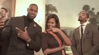 Watch Michelle Obama Join The Cavaliers For White House Mannequin Challenge