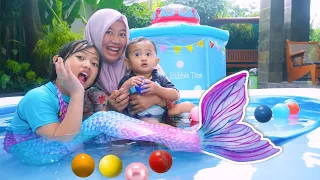 BERENANG BARENG BAYI AZAM 👶 PAKAI KOSTUM MERMAID | Salsa and family