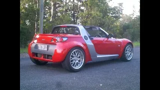 Smart Roadster on Qld Raceway, First go. Top gear sprints.