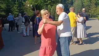 В БОКАЛАХ ТИХО ТОНУТ СВЕЧИ, А Я ТОНУ В ГЛАЗАХ ТВОИХ💕 ТАНЦЫ💕 ХАРЬКОВ 05.05.2024