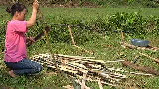 Single mother makes a bathroom out of bamboo and bathes her children - single mother's life