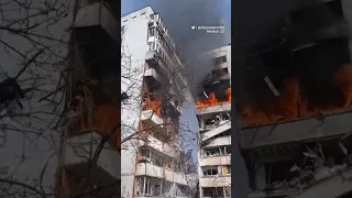 Video shows Russian missile strike on apartment building