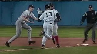 2004ALCS Gm6: A-Rod slaps ball from Arroyo's glove