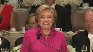 Clinton roasts Trump at Al Smith charity dinner