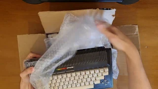 Commodore Plus/4 Fix - Part 1 : Unboxing and First Look