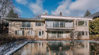 Gorgeous ABANDONED Early 1960's Mid Century Bungalow | HOW CAN THEY DEMOLISH THIS???