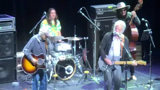 BOB WEIR with RAMBLIN’ JACK ELLIOT - “Friend of the Devil” (Grateful Dead) 9/14/18