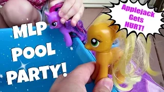 MY LITTLE PONY POOL PARTY! Applejack Gets Hurt! | MayMommy2011