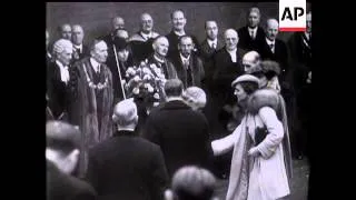 Princess Marina Greeted In Britain