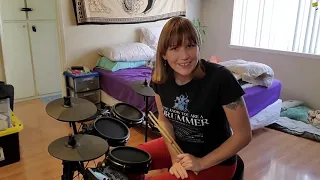 Enter Sandman (Metallica) drum lesson for beginners. Mindee's mini drum lessons #32