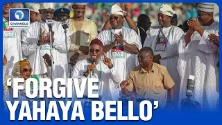 El-Rufai Kneels, Begs Kogi Citizens To Forgive Gov Bello
