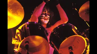 Peter Criss 1975 Parasite live louder drums