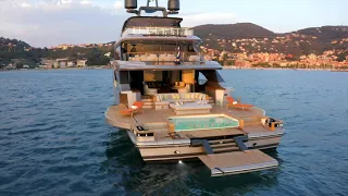 Beautiful Benetti Yachts - Oasis 40M