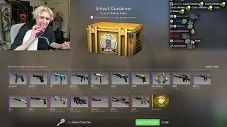 xQc Is Addicted to Unboxing CS:GO Cases