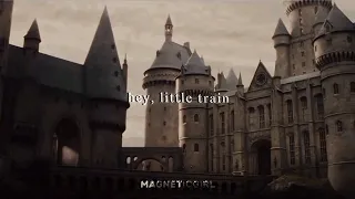 Hey little train, wait for me || Harry Potter edit