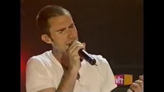 Maroon 5 "Harder To Breathe" VH1 Inside Track Live 2004