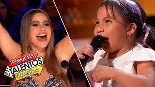 Zoe Erianna de 6 años se roba el corazón de Sofia con “Born This Way” | Audiciones | AGT 2023