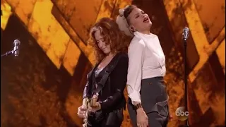 Bonnie Raitt and Andra Day - Greatest Hits: 1990-1995 (ABC-2016)