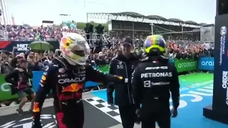 Verstappen and Hamilton Congratulating each other after the #hungariangp 🦁🐐