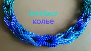 Колье из бисера. Necklace