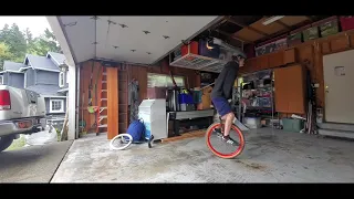 Riding a Freewheel Unicycle p1 - mounting and pedaling