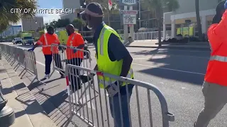 VIDEO: Crews put up barricades along Ocean Boulevard ahead of Memorial Day weekend