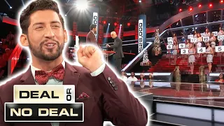 It's a Christmas Miracle! | Deal or No Deal US | S05 E06 | Deal or No Deal Universe