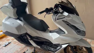 PCX 160 Sidebox Installation